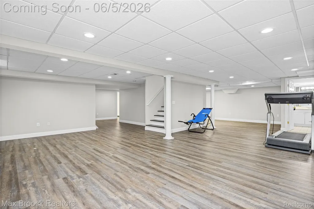 6664 Apple Blossom Trail West Bloomfield Charter Township MI 48322