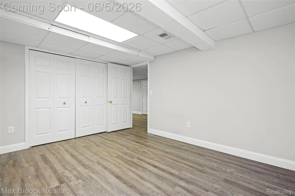 6664 Apple Blossom Trail West Bloomfield Charter Township MI 48322