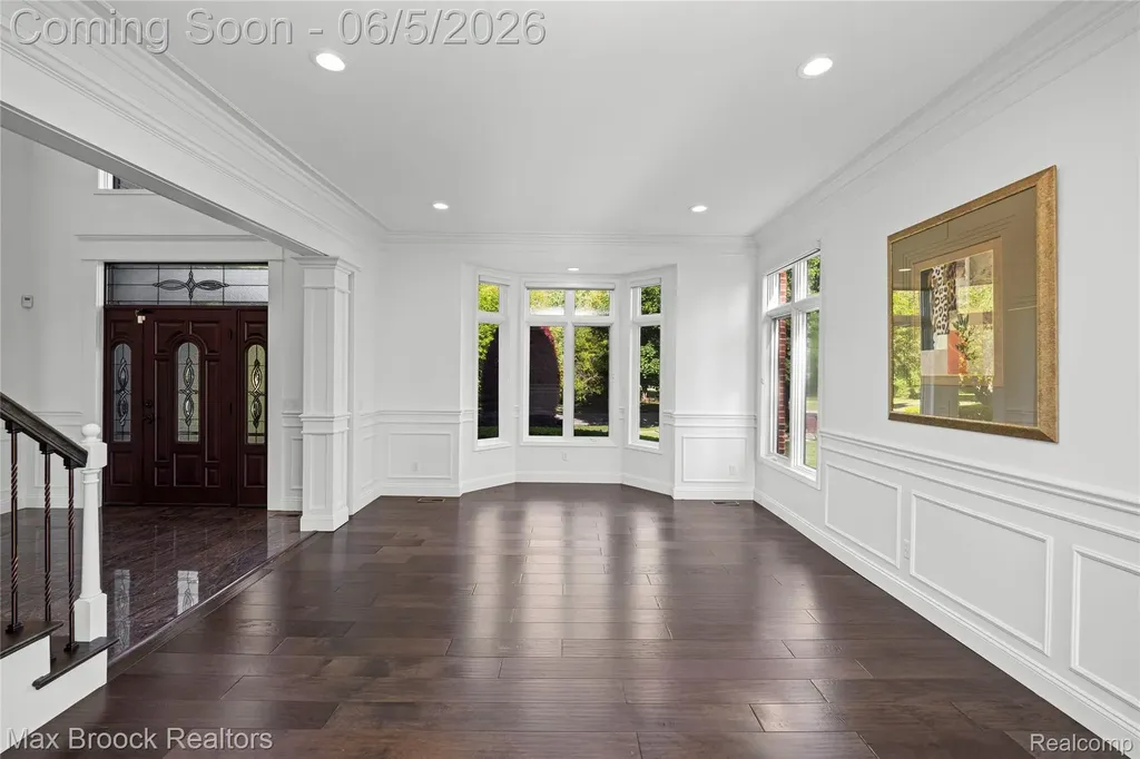 6664 Apple Blossom Trail West Bloomfield Charter Township MI 48322
