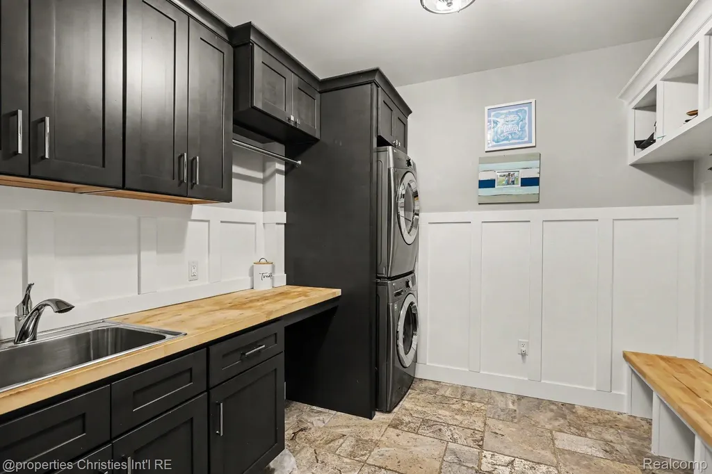 2260 Willow Bay Lane Butman Township MI 48624