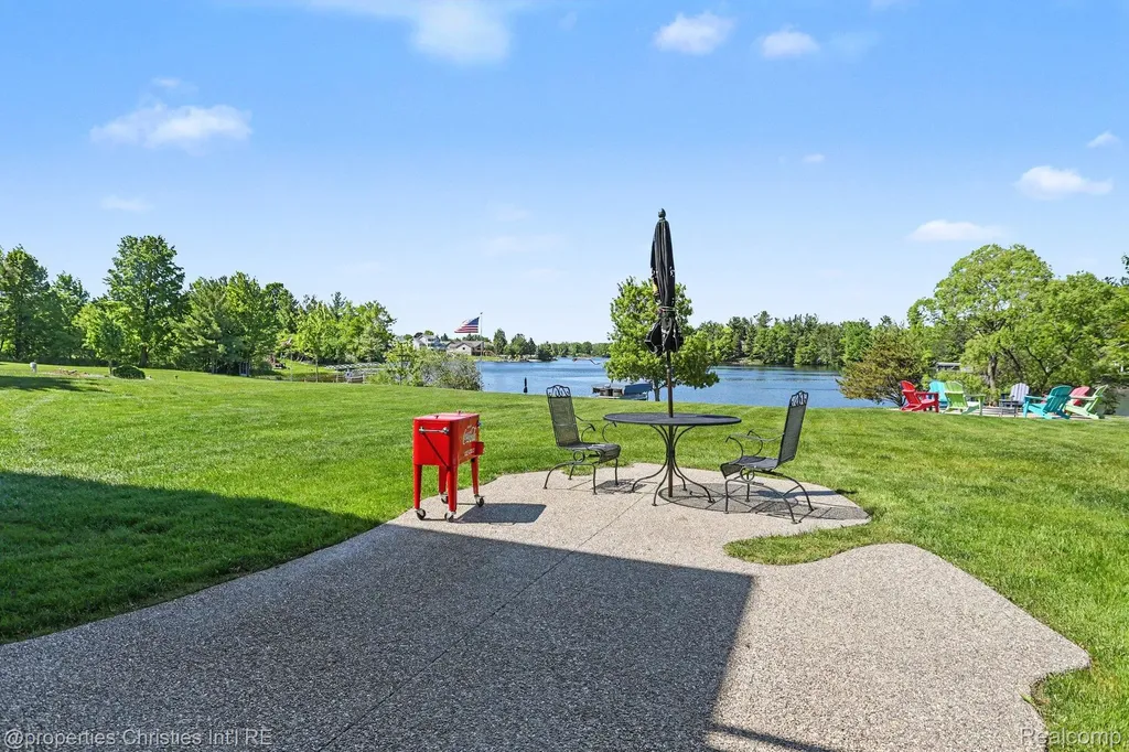 2260 Willow Bay Lane Butman Township MI 48624