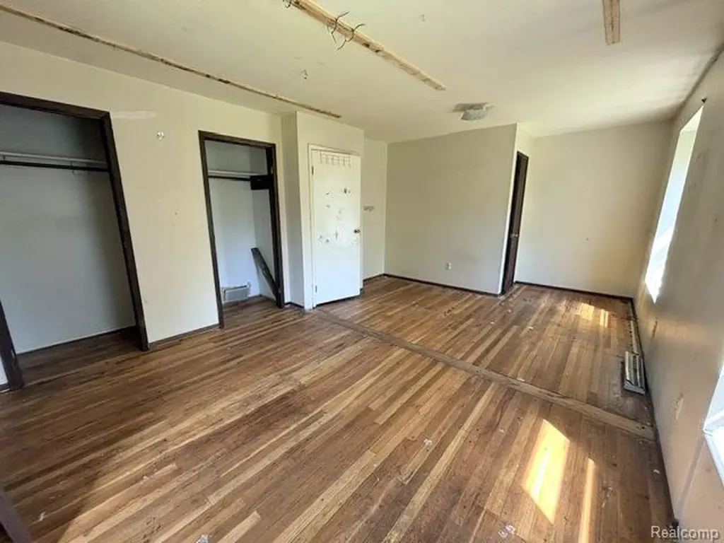6080 Cedar Lake Road Putnam Township MI 48169