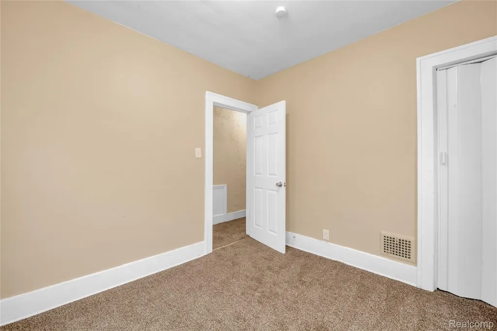 5044 Fairview Street Detroit City MI 48213