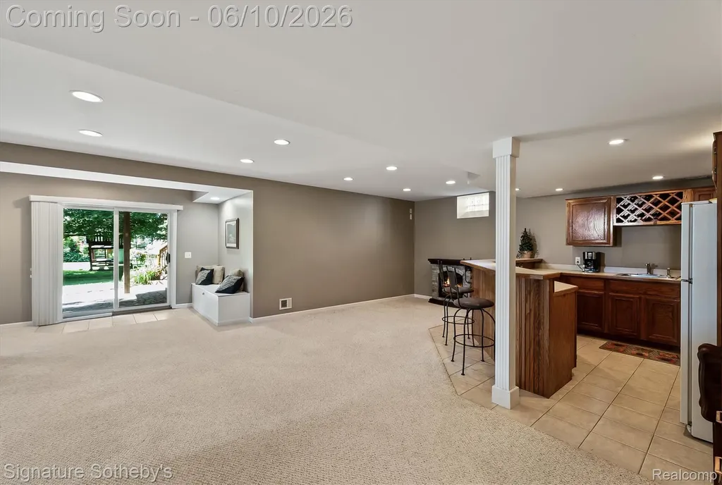 602 Appoline Court Rochester City MI 48307