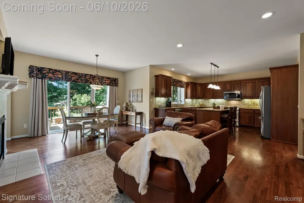 602 Appoline Court Rochester City MI 48307