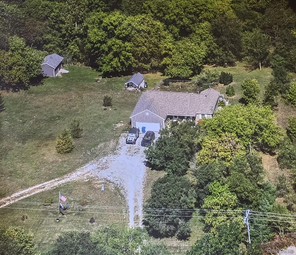 14062 Sanford Road Woodstock Township MI 49220
