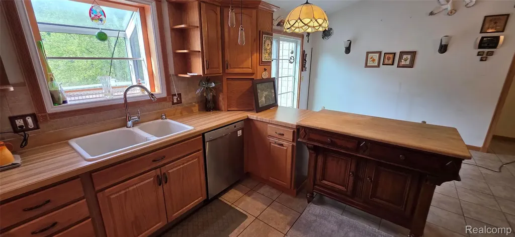 14062 Sanford Road Woodstock Township MI 49220