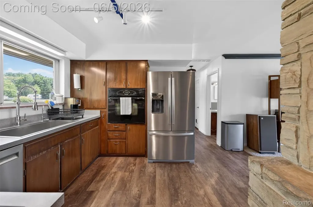 7174 Meadowvue Drive Grand Blanc Charter Township MI 48439