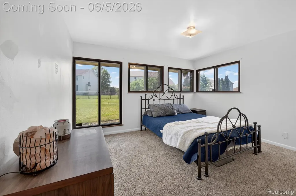 7174 Meadowvue Drive Grand Blanc Charter Township MI 48439