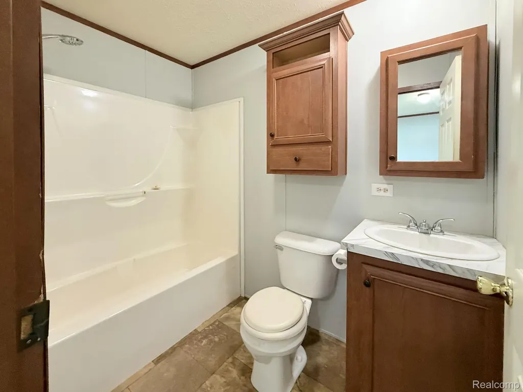 1801 Hawk Drive Kalamazoo City MI 49008