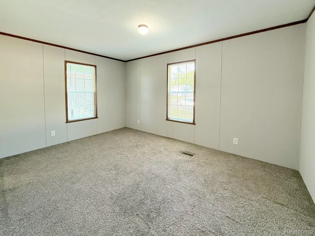 1801 Hawk Drive Kalamazoo City MI 49008