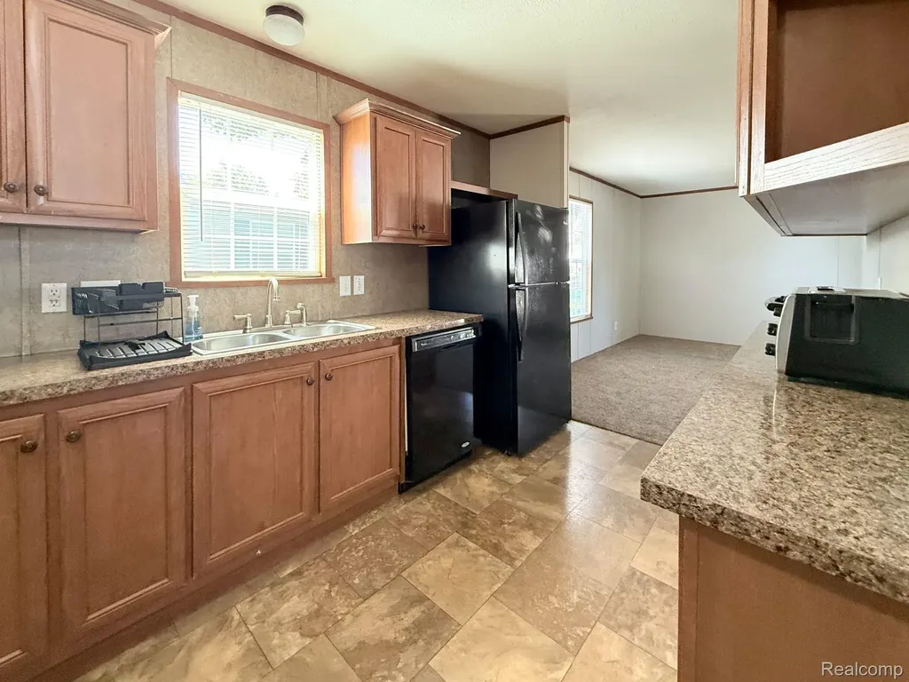1801 Hawk Drive Kalamazoo City MI 49008