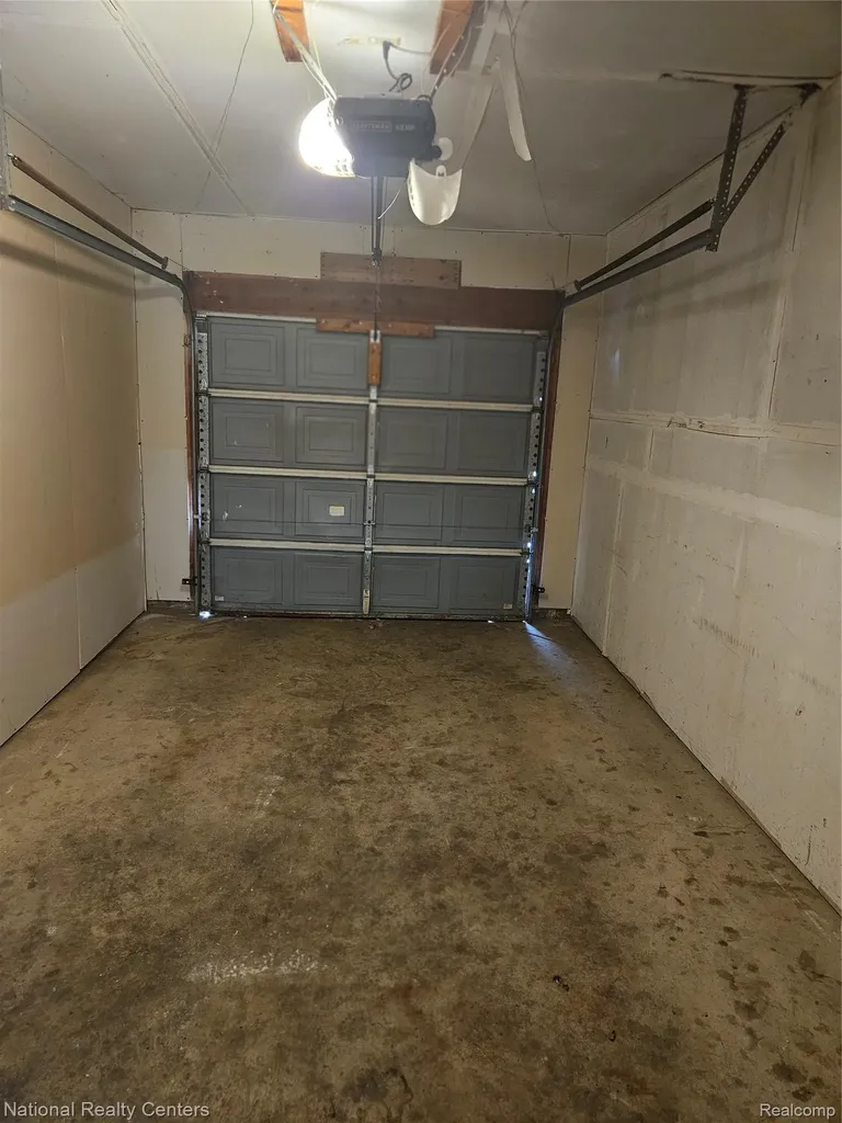 35571 Pheasant Lane Westland City MI 48185