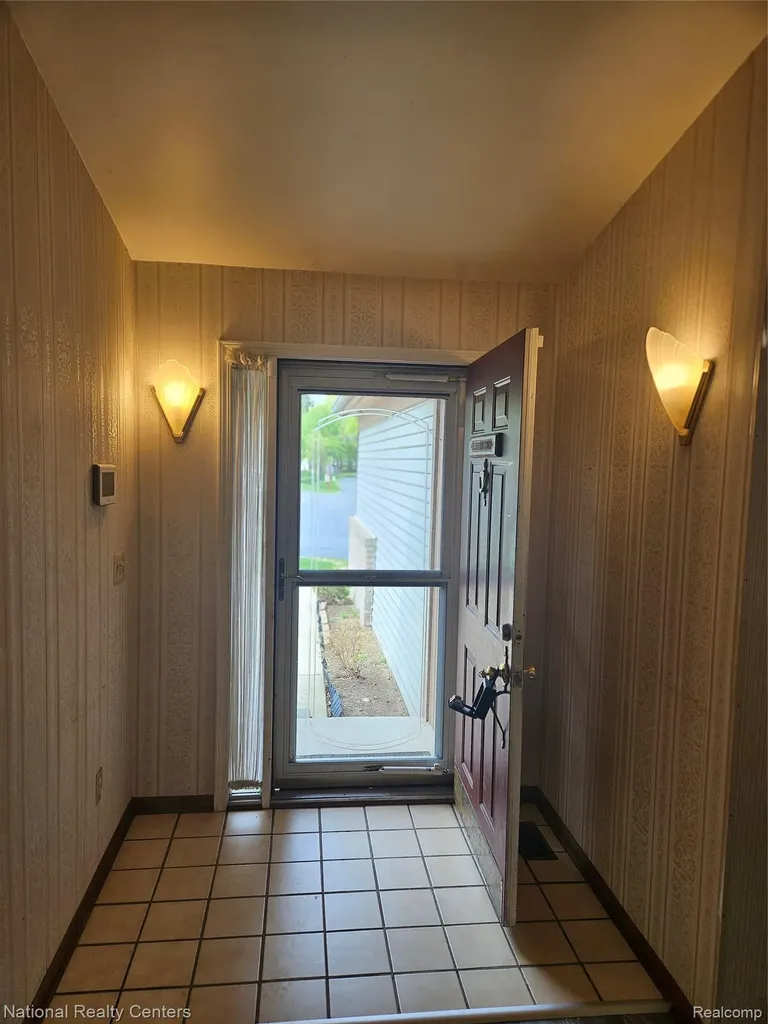 35571 Pheasant Lane Westland City MI 48185