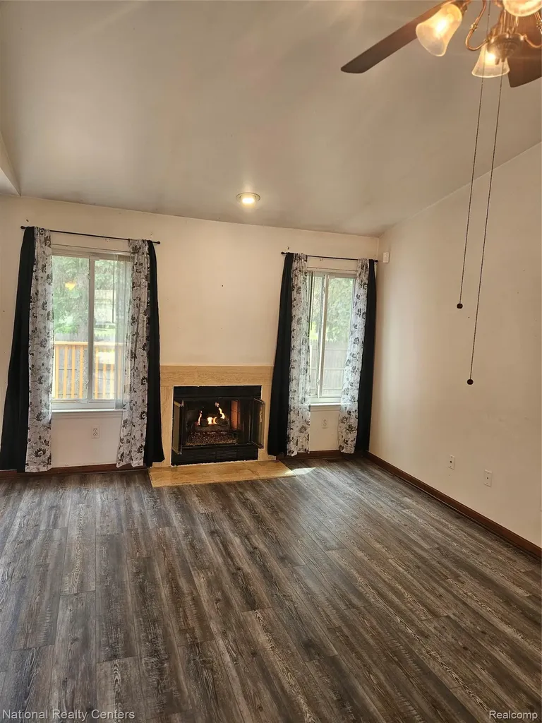 35571 Pheasant Lane Westland City MI 48185