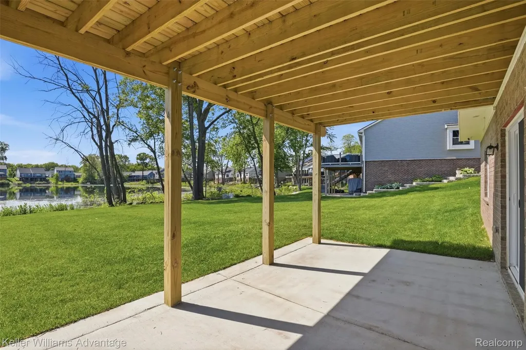 855 Preserve Lane White Lake Charter Township MI 48386
