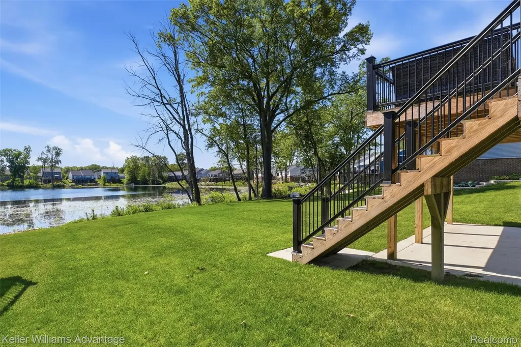 855 Preserve Lane White Lake Charter Township MI 48386