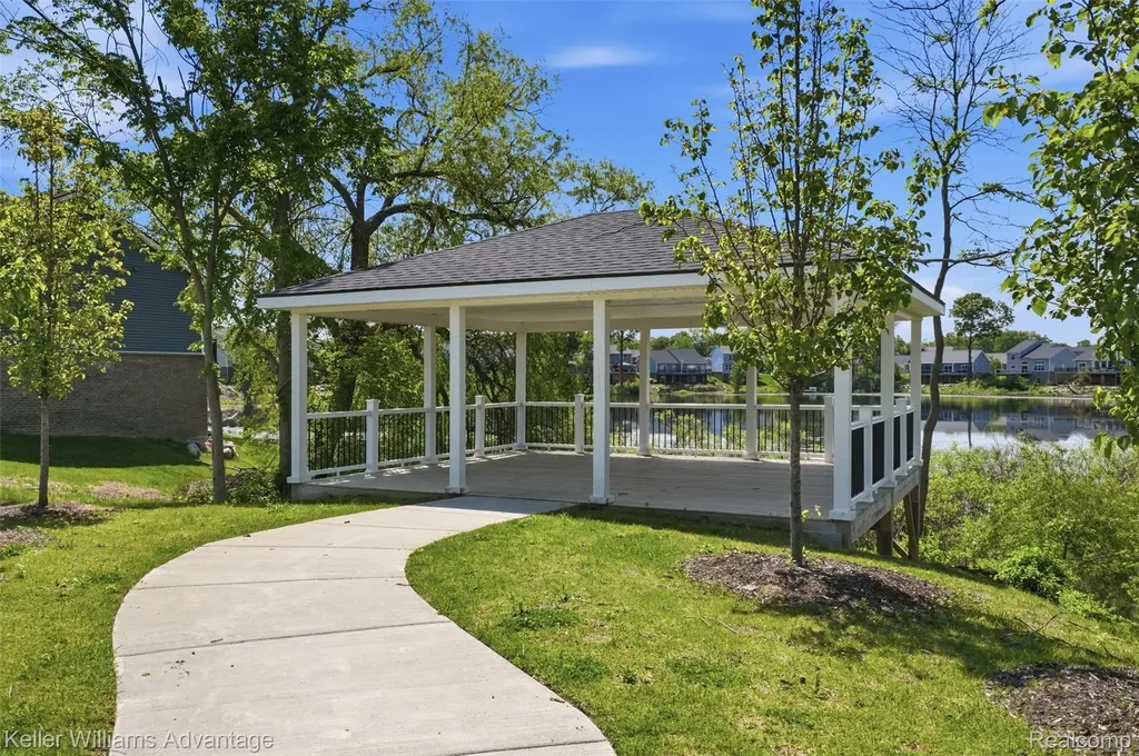 855 Preserve Lane White Lake Charter Township MI 48386
