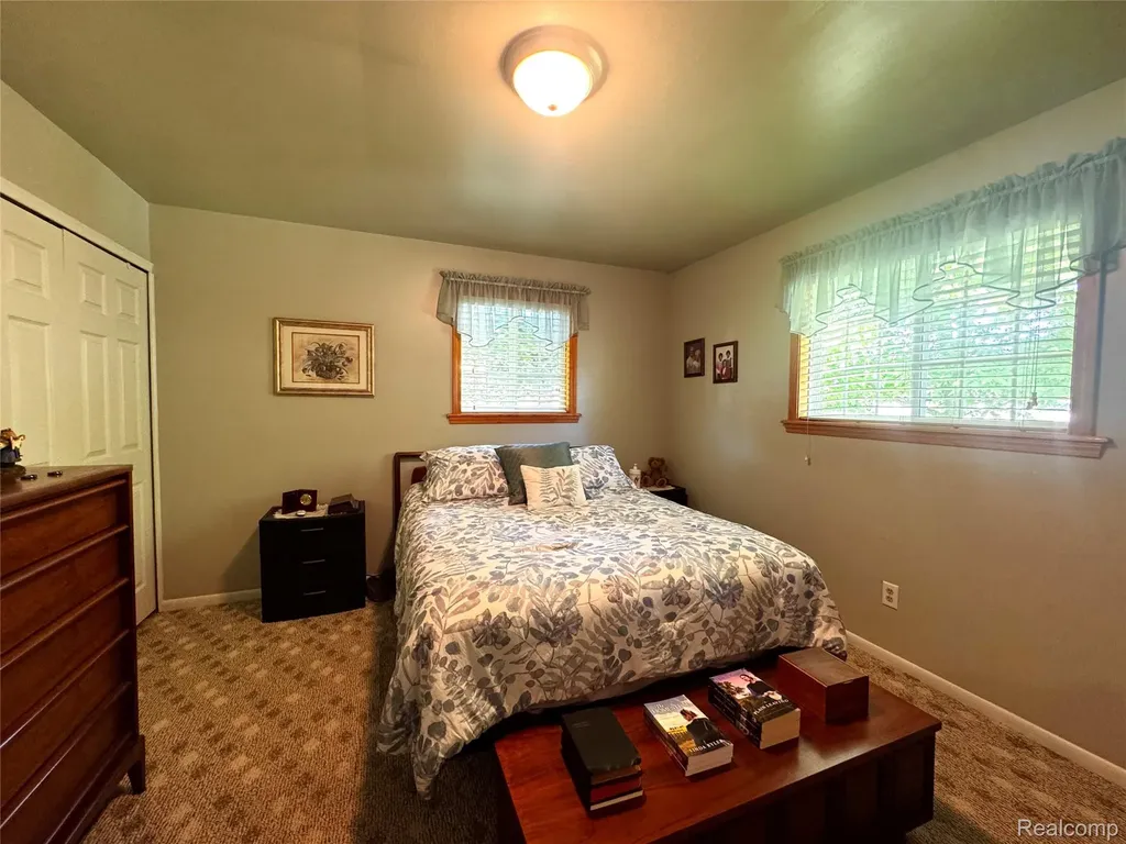2455 Valley Church Drive Thetford Township MI 48420