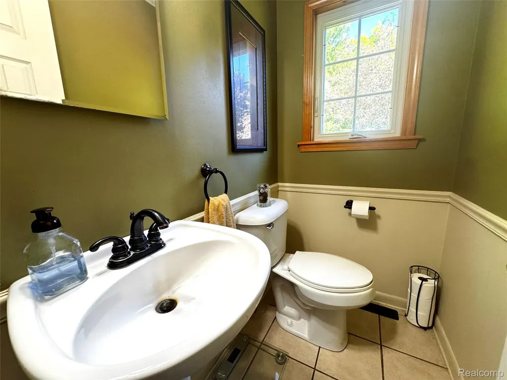 2455 Valley Church Drive Thetford Township MI 48420