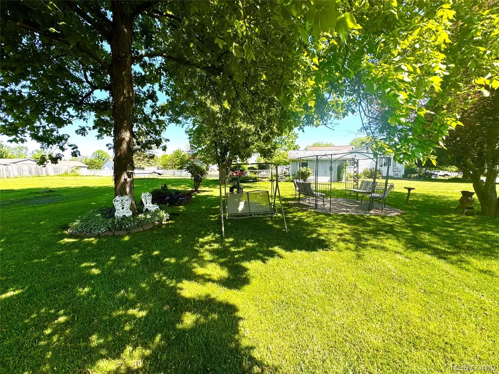 2455 Valley Church Drive Thetford Township MI 48420