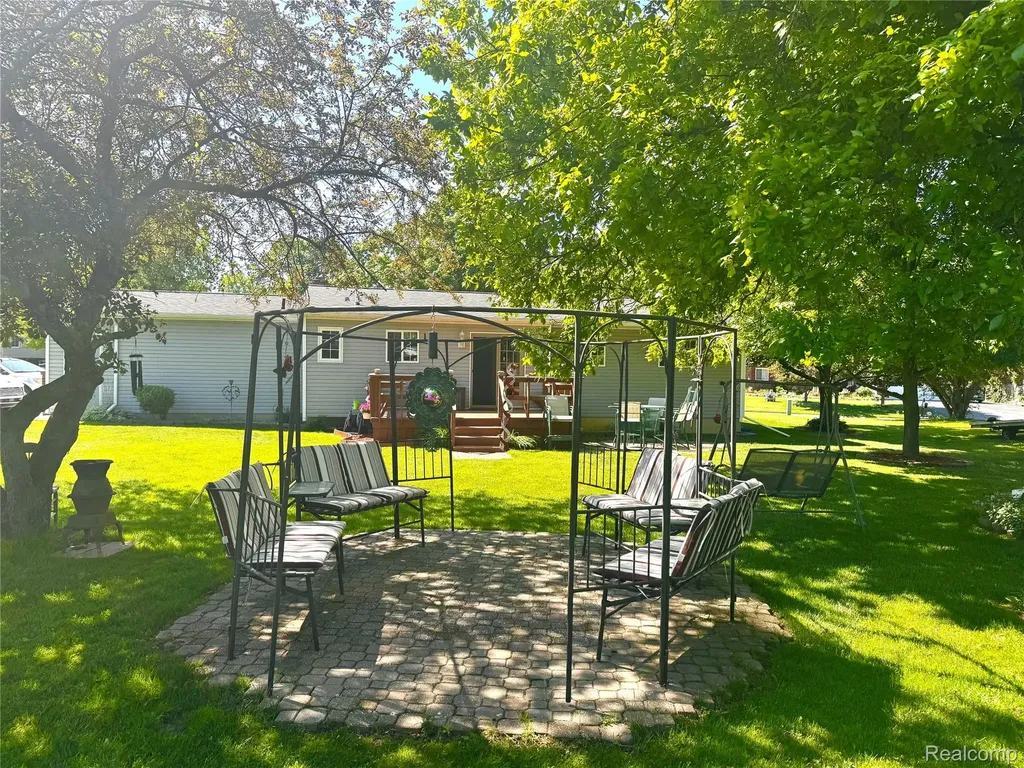 2455 Valley Church Drive Thetford Township MI 48420
