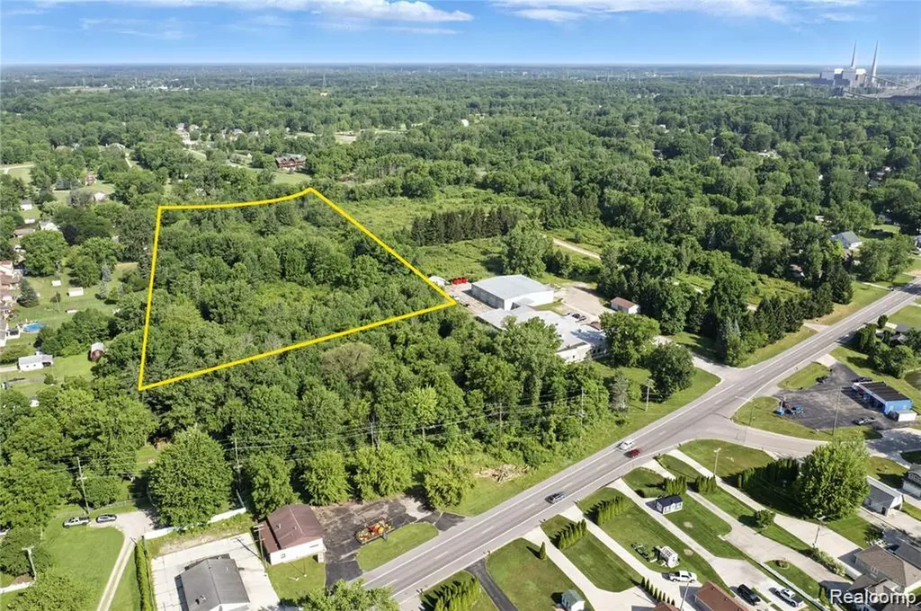 Lot 2 River Road East China Township MI 48054