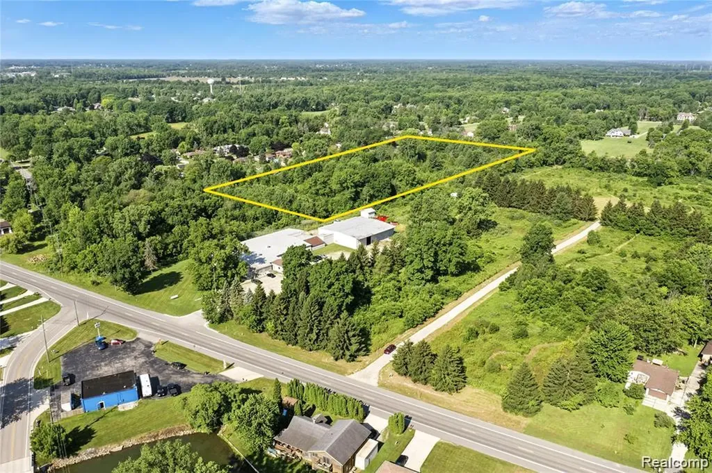 Lot 2 River Road East China Township MI 48054
