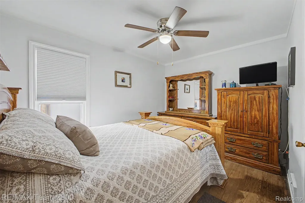 3363 Raymond Avenue Dearborn City MI 48124