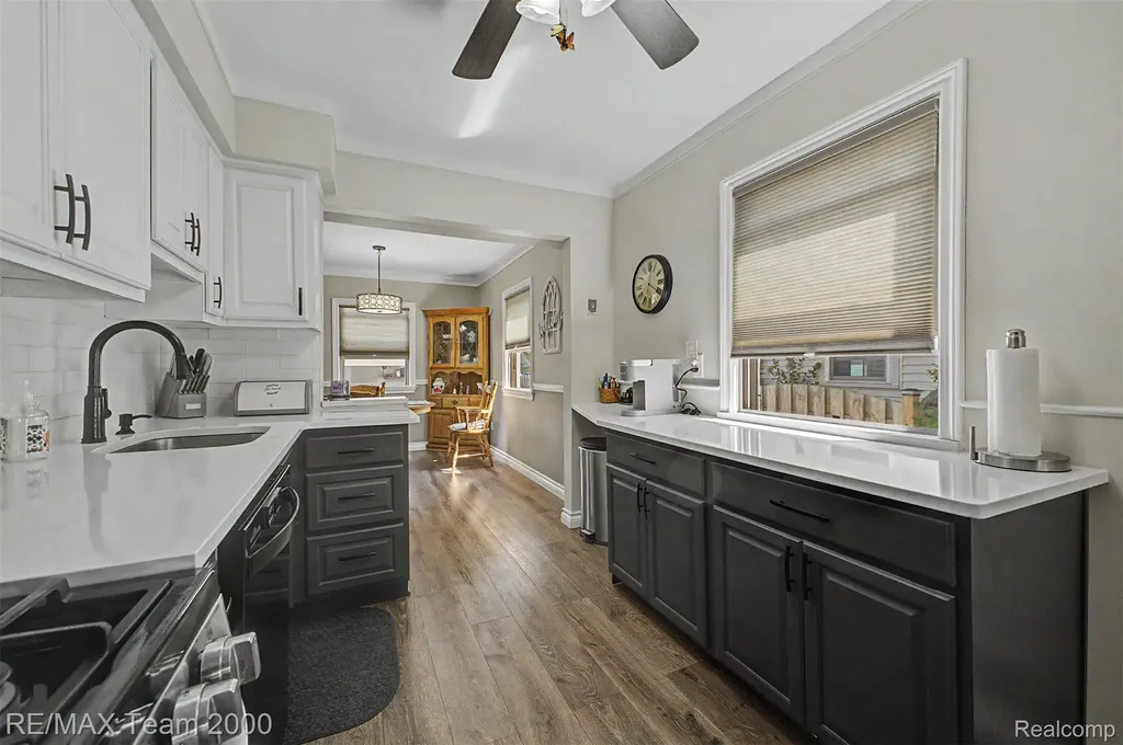 3363 Raymond Avenue Dearborn City MI 48124