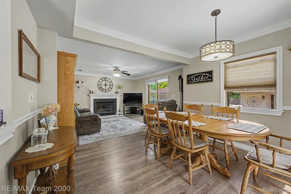 3363 Raymond Avenue Dearborn City MI 48124