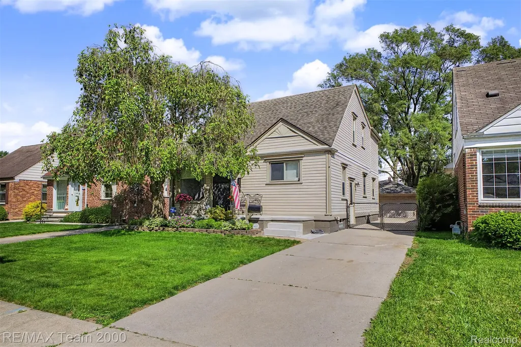 3363 Raymond Avenue Dearborn City MI 48124
