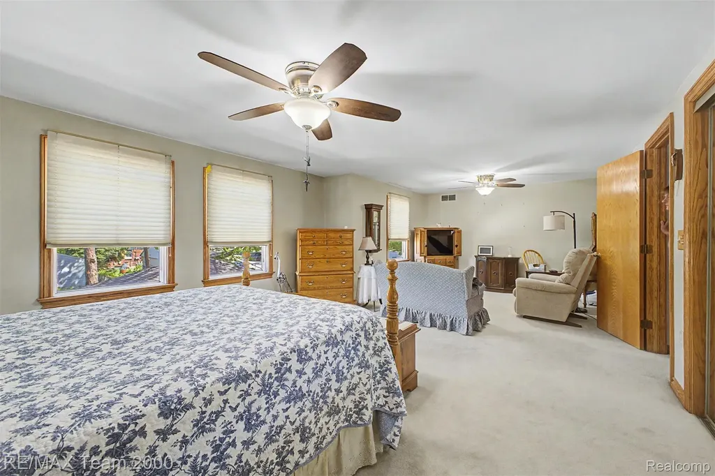 3363 Raymond Avenue Dearborn City MI 48124