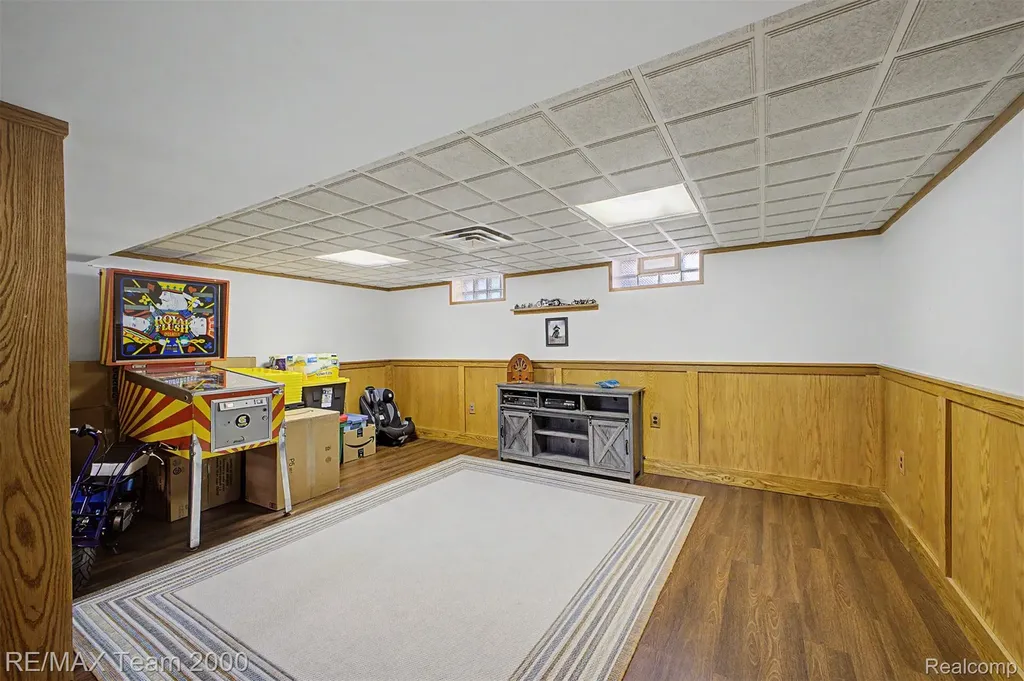 3363 Raymond Avenue Dearborn City MI 48124