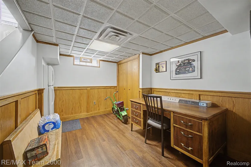 3363 Raymond Avenue Dearborn City MI 48124