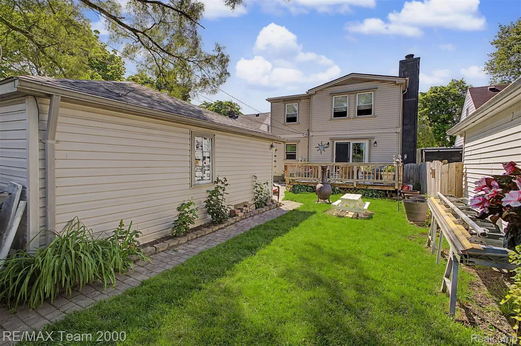 3363 Raymond Avenue Dearborn City MI 48124