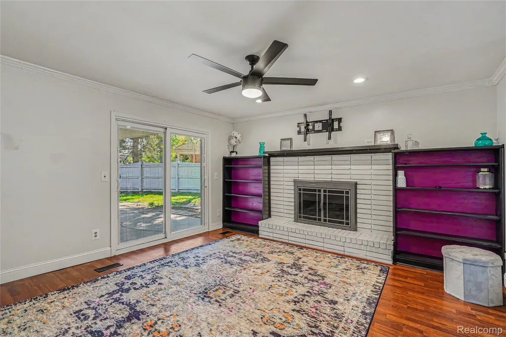 6275 Westmoor Drive Shelby Charter Township MI 48316