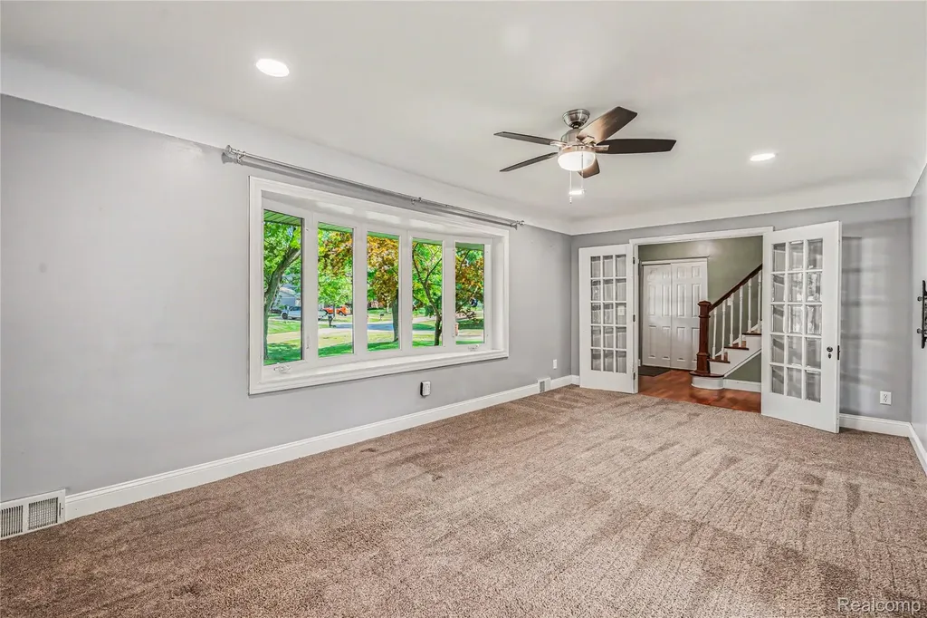 6275 Westmoor Drive Shelby Charter Township MI 48316