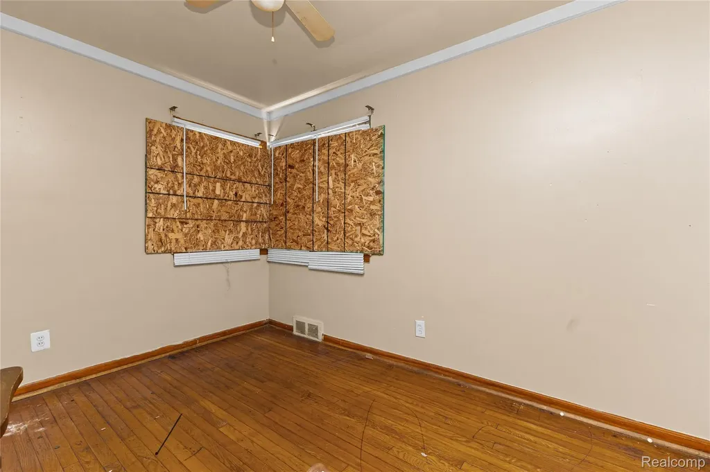 19714 Ryan Road Detroit City MI 48234