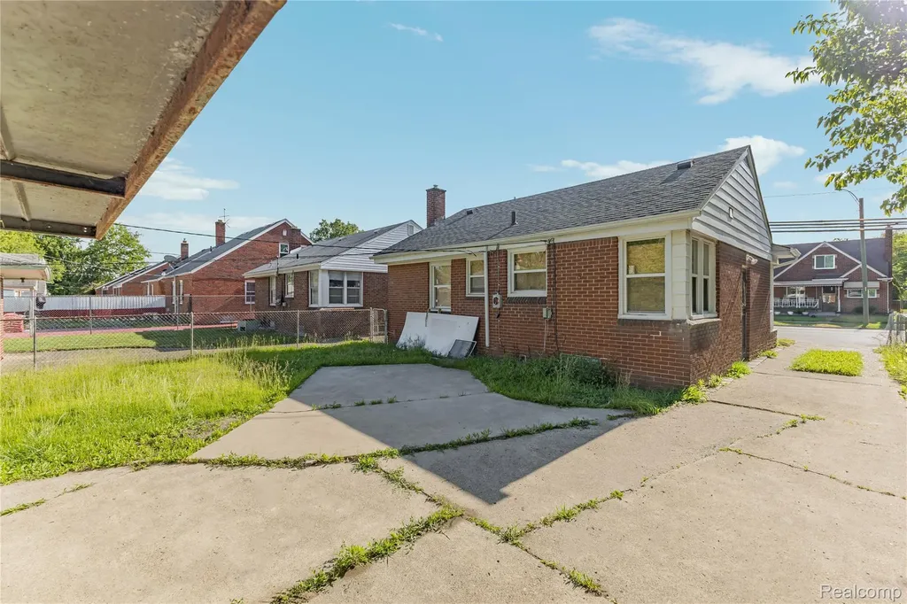 19714 Ryan Road Detroit City MI 48234