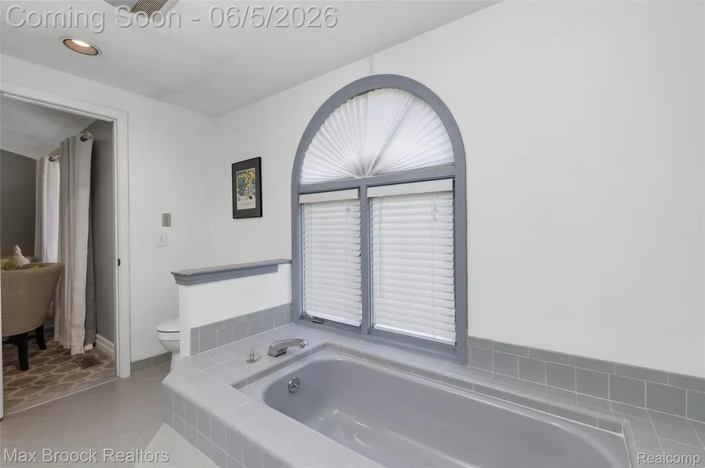 2773 Winter Park Road Rochester Hills City MI 48309