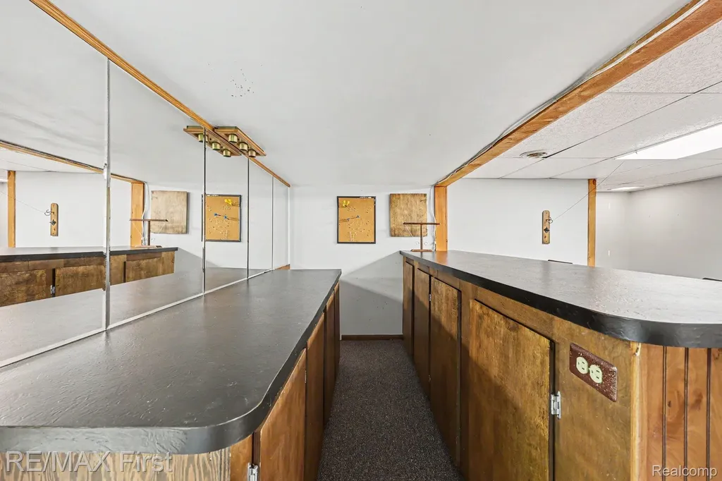 60 Hillcrest Boulevard York Charter Township MI 48197