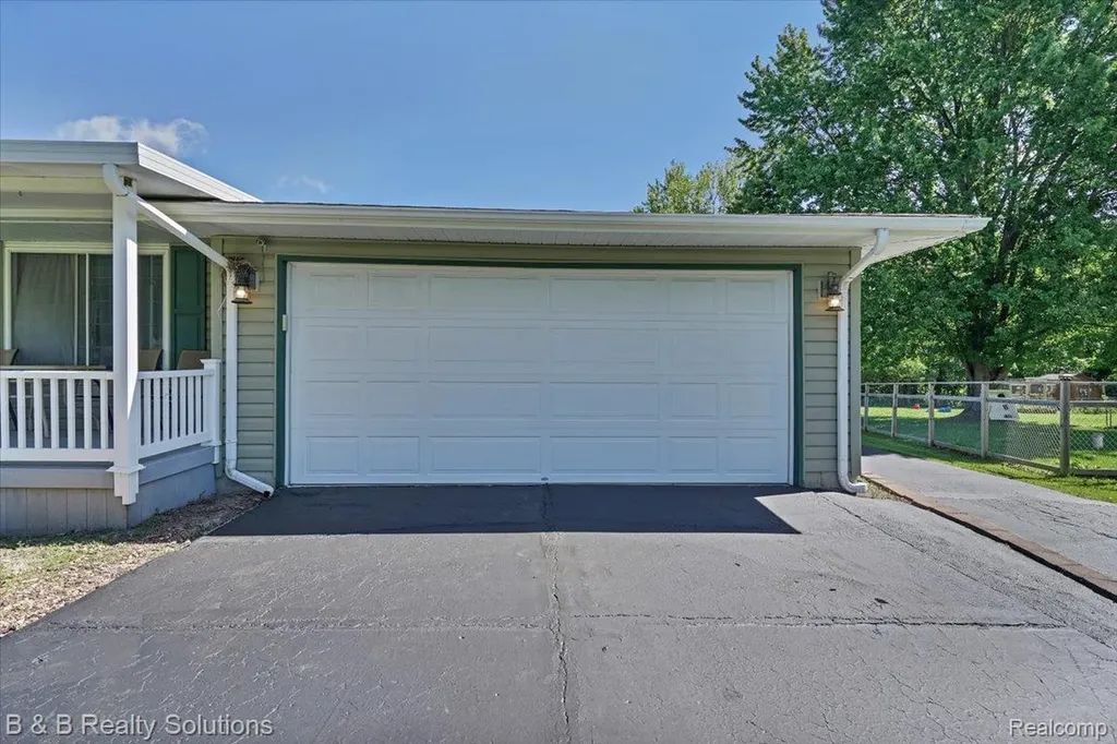 6229 Cold Spring Trail Grand Blanc Charter Township MI 48439