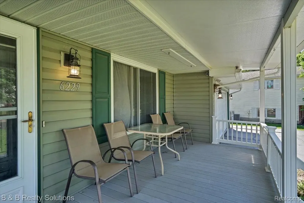 6229 Cold Spring Trail Grand Blanc Charter Township MI 48439