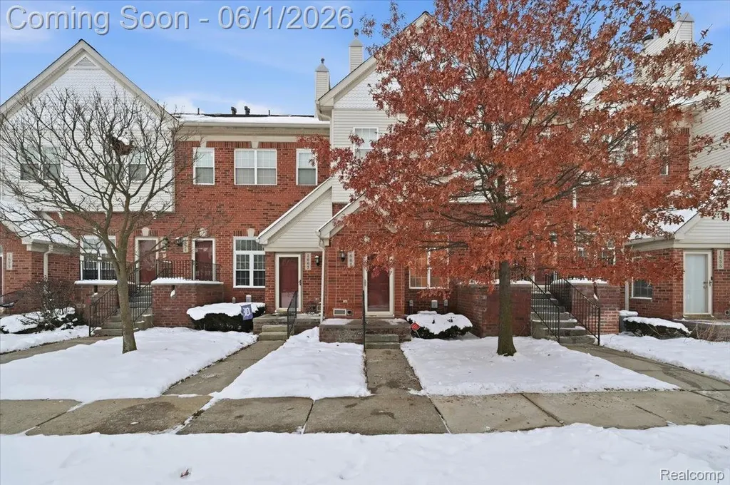 1665 Campau Farms Circle Detroit City MI 48207