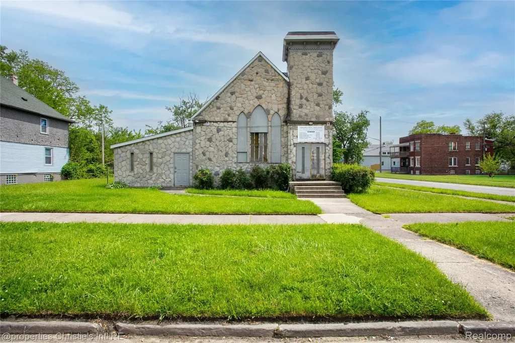 1000 Marston Street Detroit City MI 48211