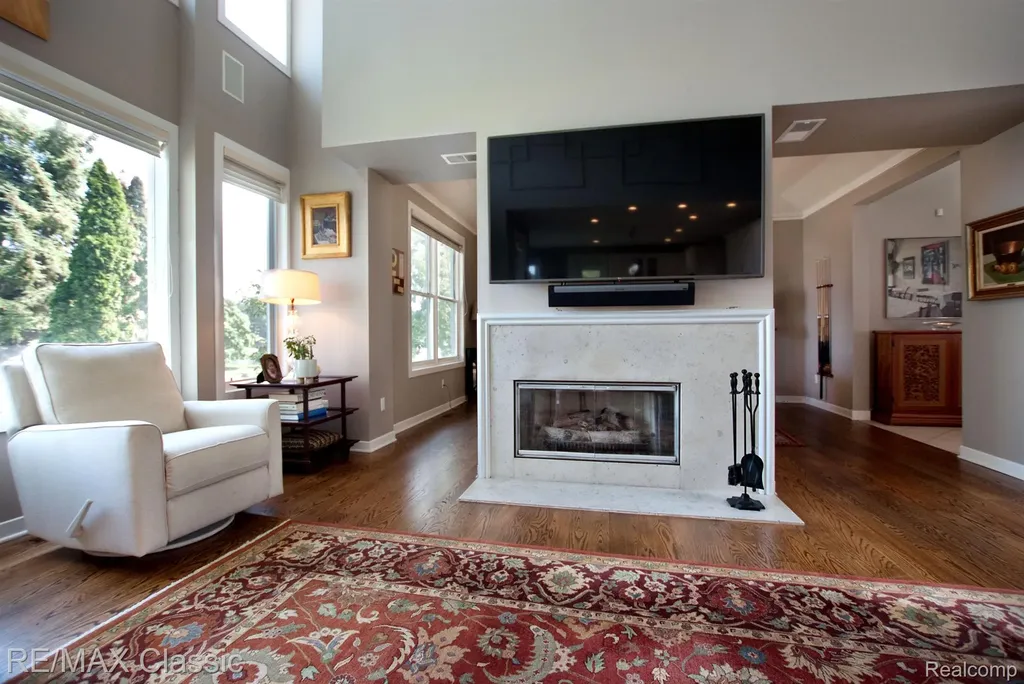 826 Wolverine Drive Wolverine Lake Village MI 48390