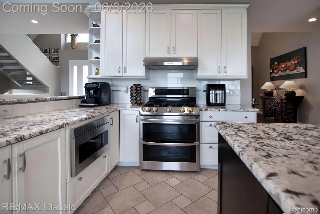 826 Wolverine Drive Wolverine Lake Village MI 48390