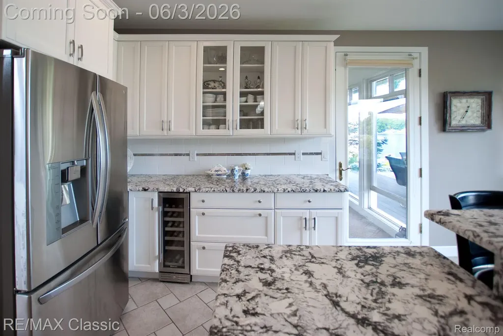 826 Wolverine Drive Wolverine Lake Village MI 48390