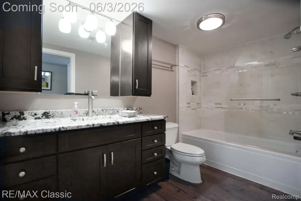 826 Wolverine Drive Wolverine Lake Village MI 48390